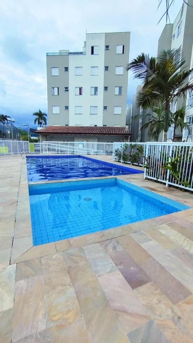 Appartamento Apartamento Com Piscina Churrasqueira Em Ubatuba Esterno foto